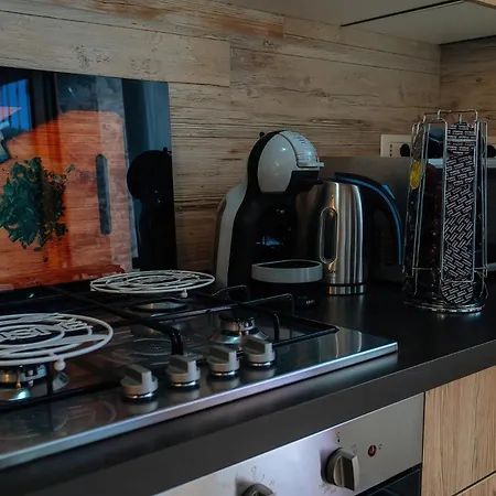 Mery's House Wifi&privateparking Apartment *