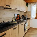 Mery's House Wifi&privateparking Διαμέρισμα