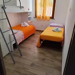 아파트 Mery's House Wifi&privateparking 고네사